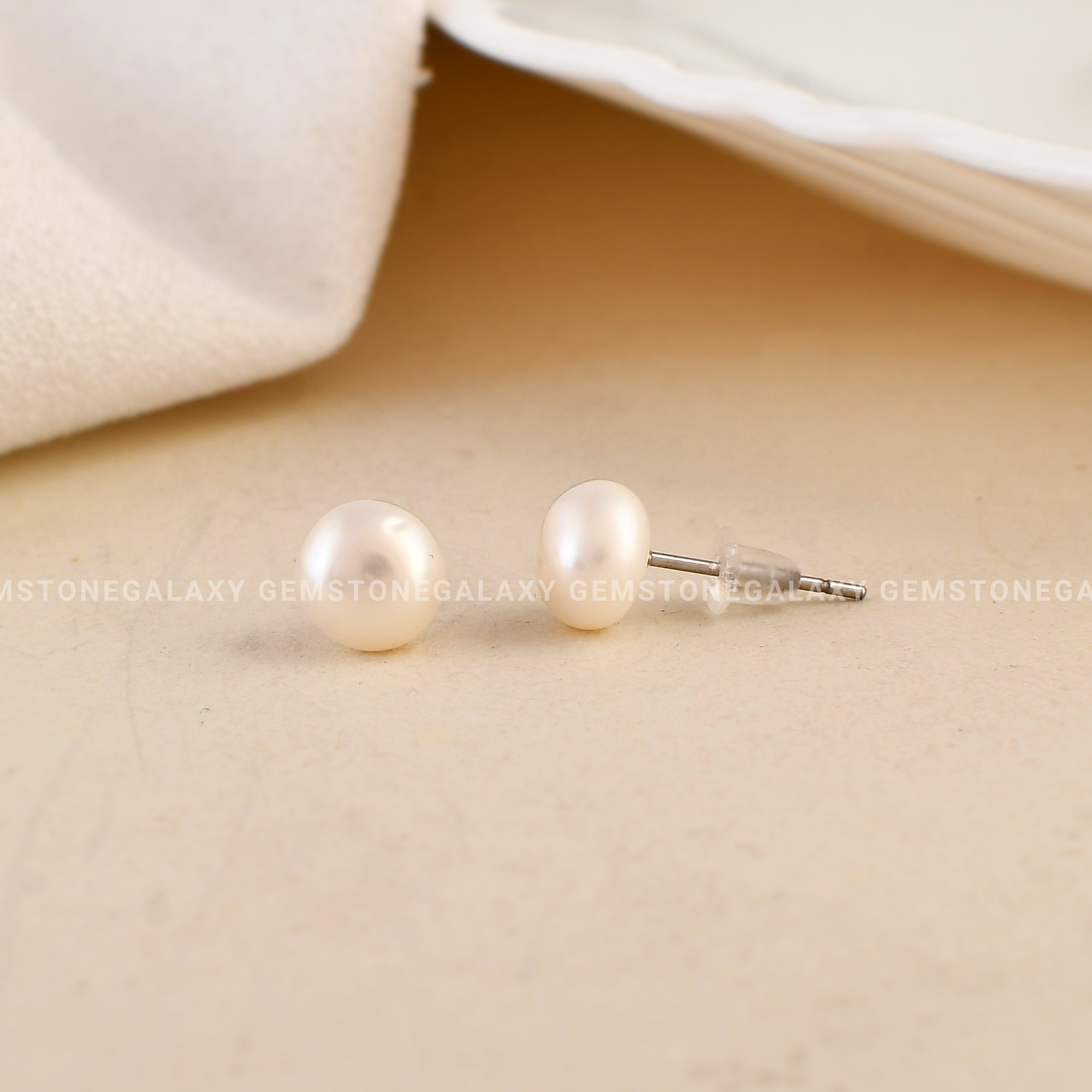 Freshwater Pearl Stud Earrings