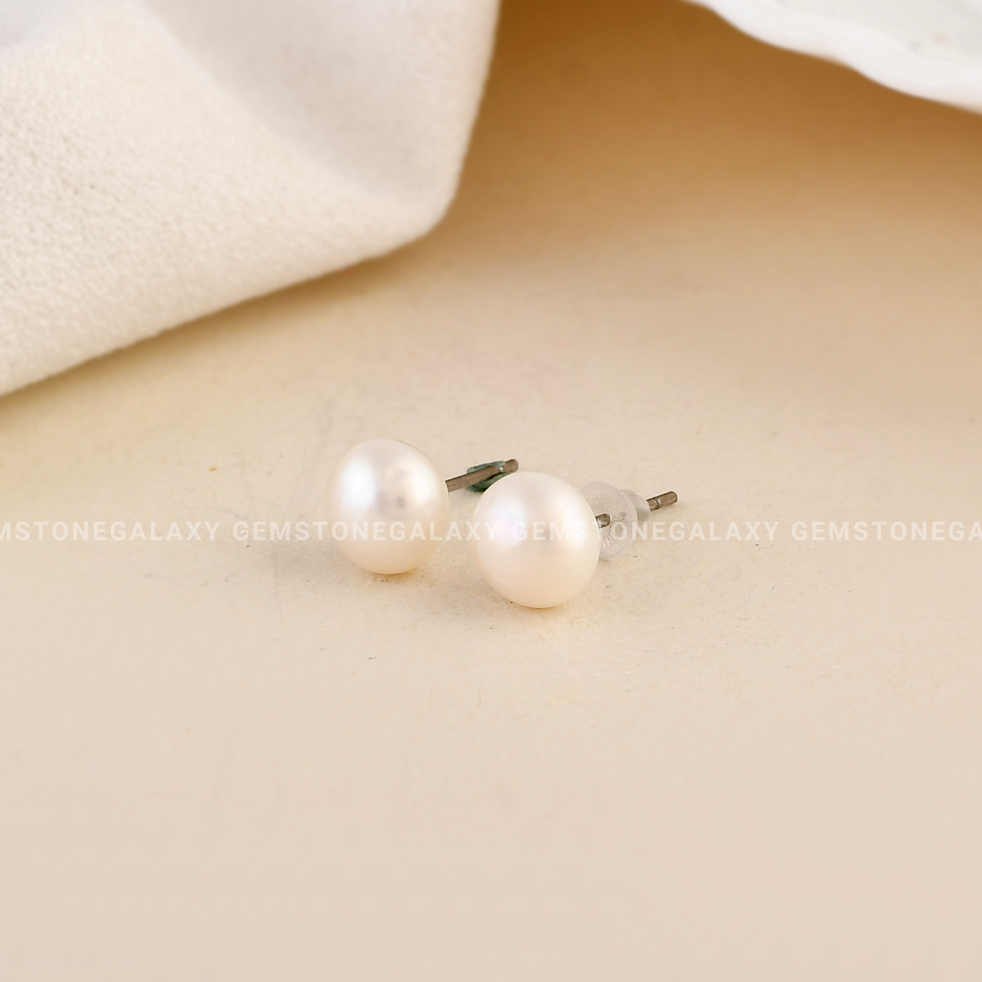 Freshwater Pearl Stud Earrings