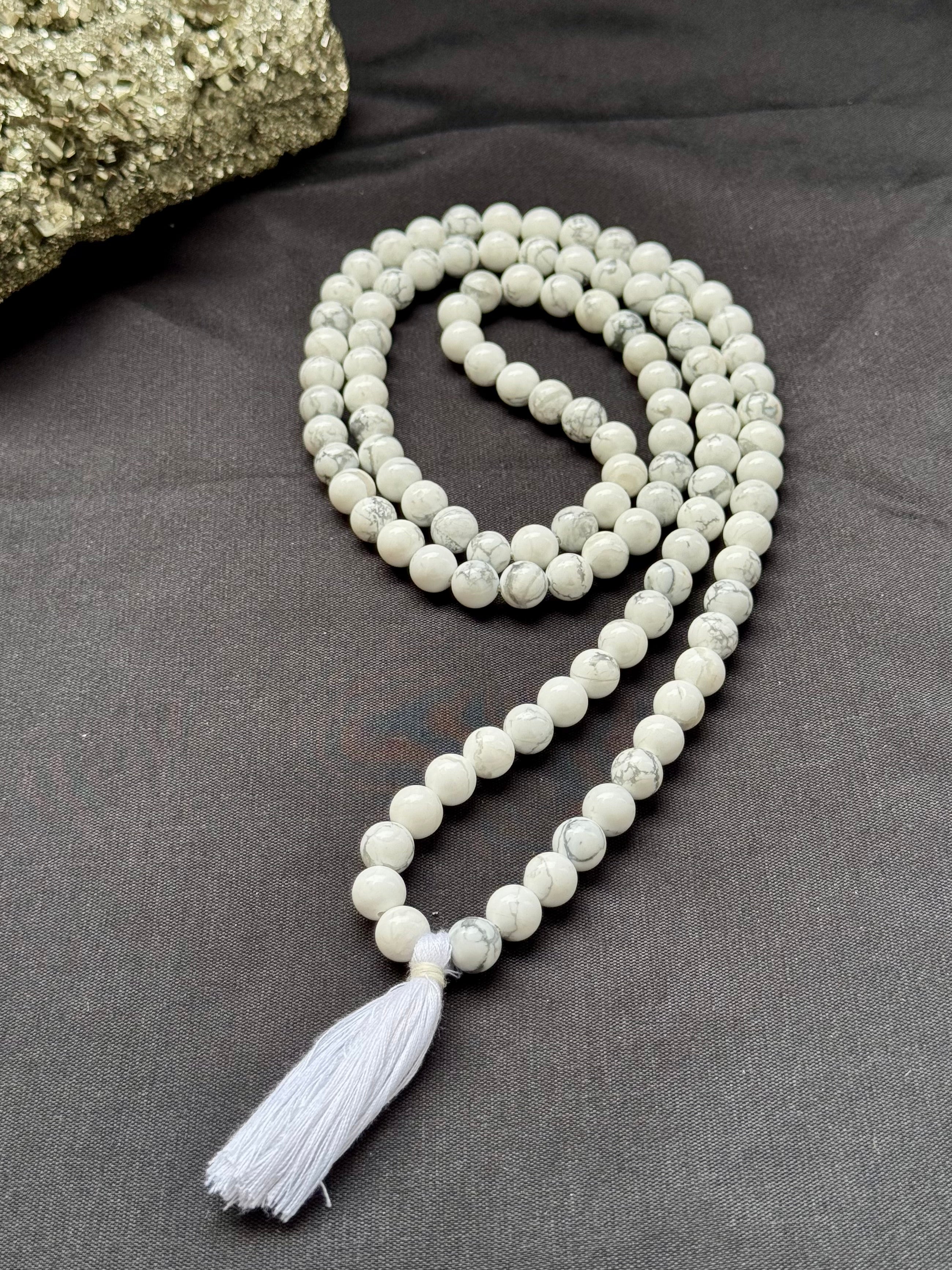 Howlite Mala