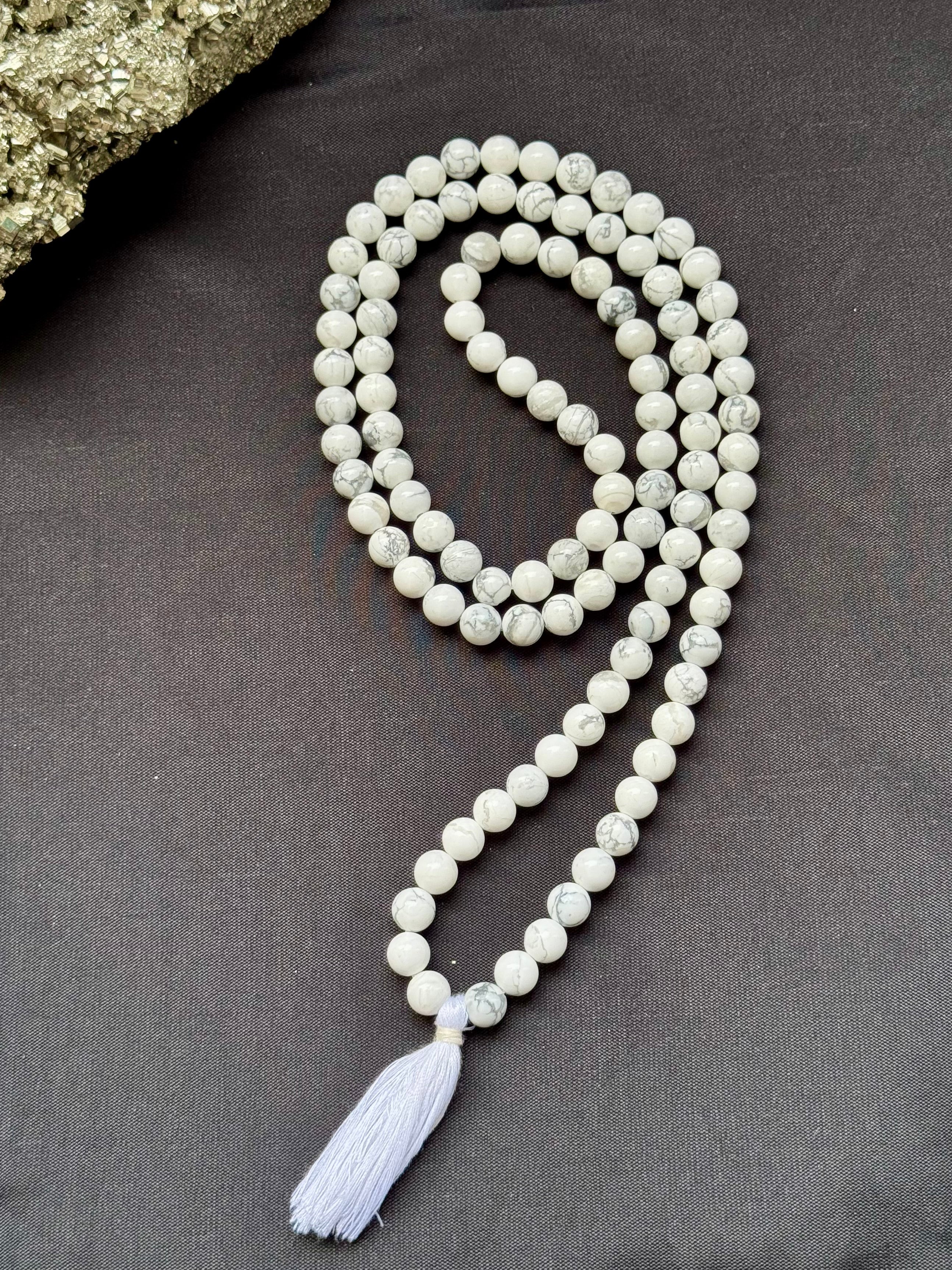 Howlite Mala