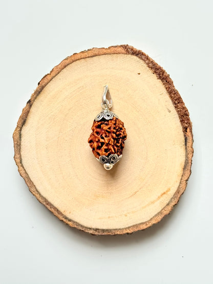 3 Mukhi Rudraksha Pendant